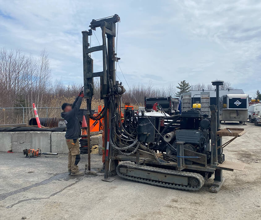 Gestion professionnelle des sols contaminés – service environnemental Travaux environnementaux de décontamination de sol par excavation